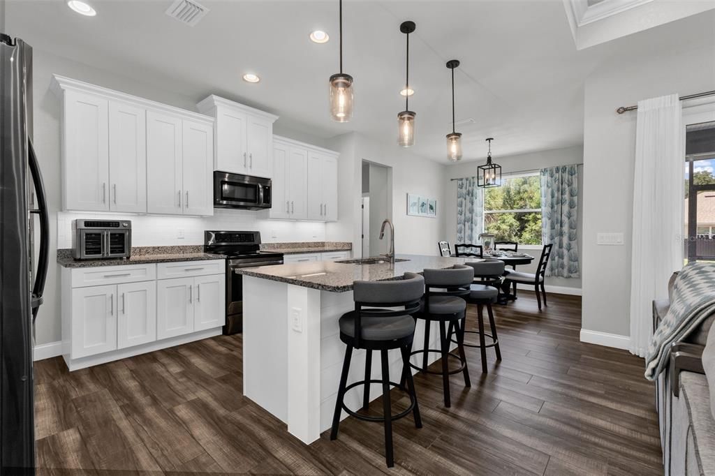For Sale: $395,000 (3 beds, 2 baths, 1680 Square Feet)