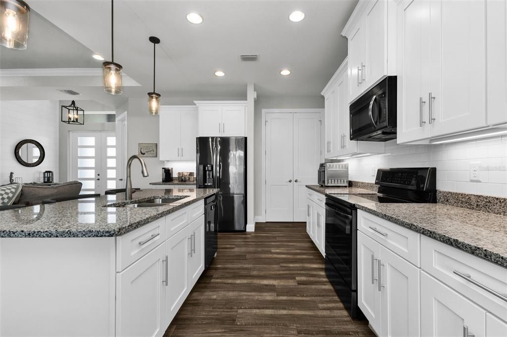 For Sale: $395,000 (3 beds, 2 baths, 1680 Square Feet)