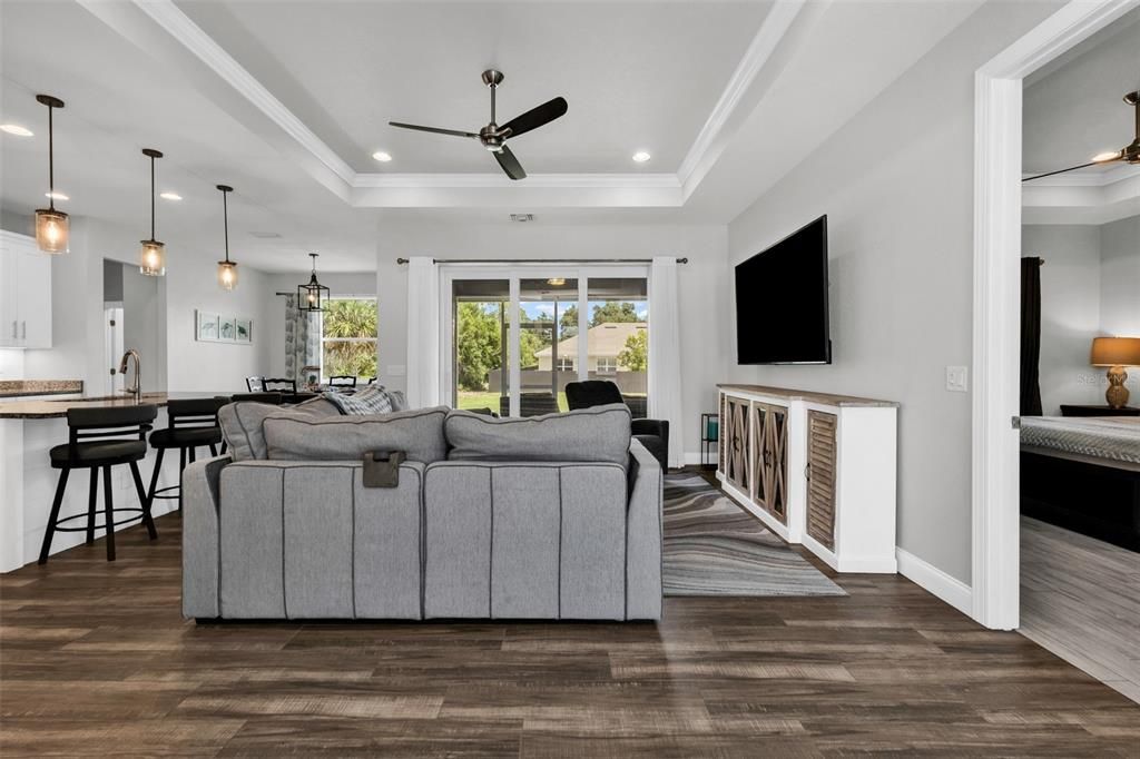 For Sale: $395,000 (3 beds, 2 baths, 1680 Square Feet)