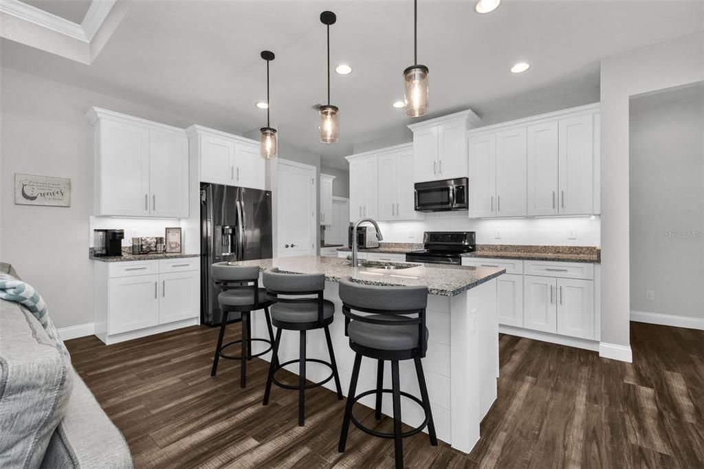 For Sale: $395,000 (3 beds, 2 baths, 1680 Square Feet)