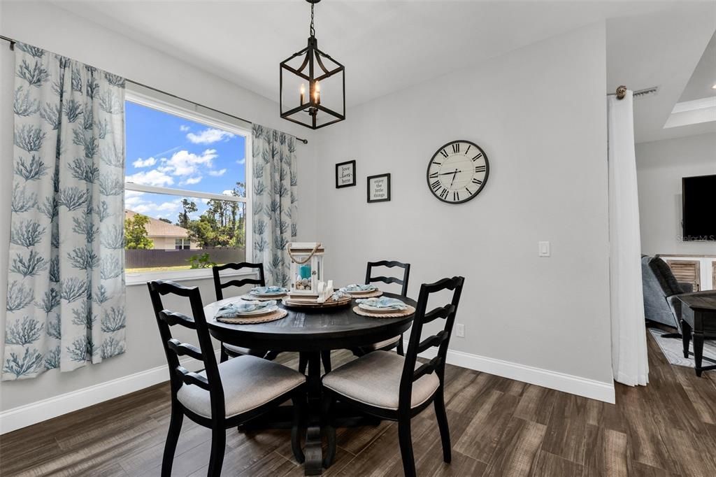 For Sale: $395,000 (3 beds, 2 baths, 1680 Square Feet)