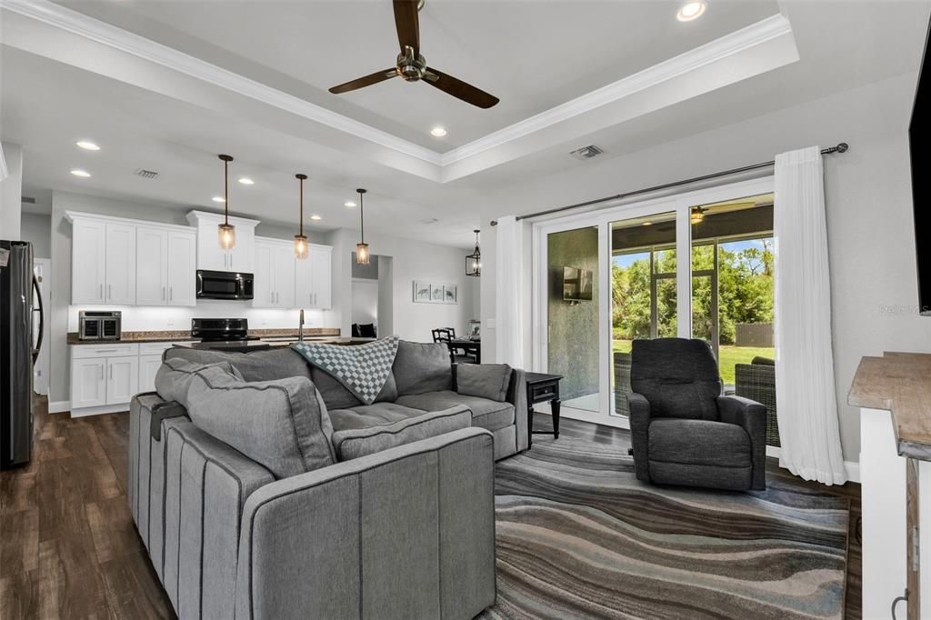 For Sale: $395,000 (3 beds, 2 baths, 1680 Square Feet)