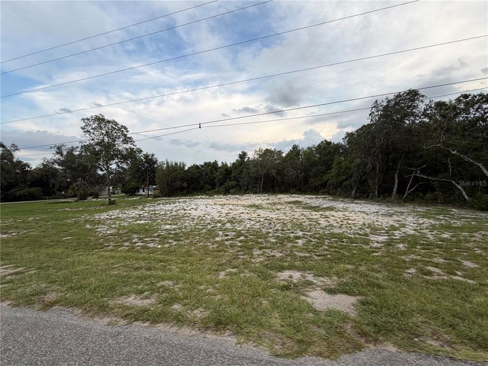 En Venta: $295,000 (0.97 acres)