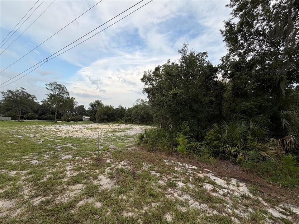 En Venta: $295,000 (0.97 acres)