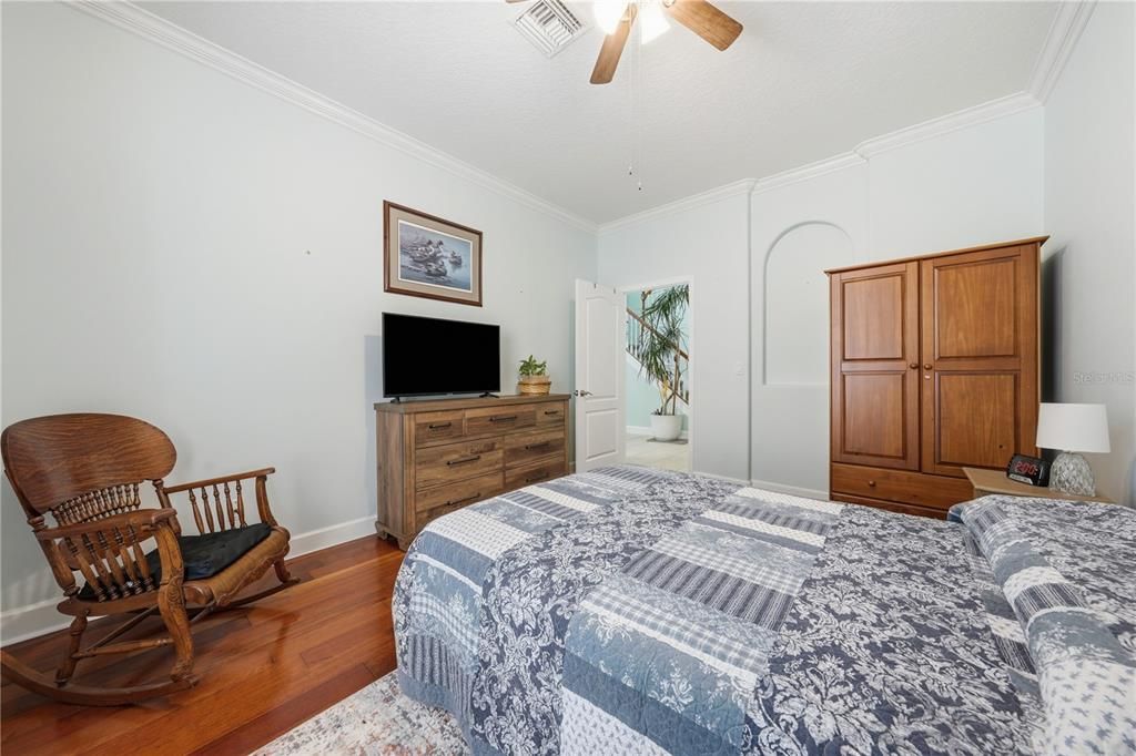 En Venta: $585,000 (5 camas, 3 baños, 3262 Pies cuadrados)