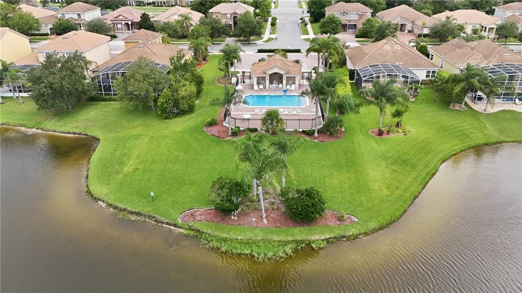 En Venta: $585,000 (5 camas, 3 baños, 3262 Pies cuadrados)