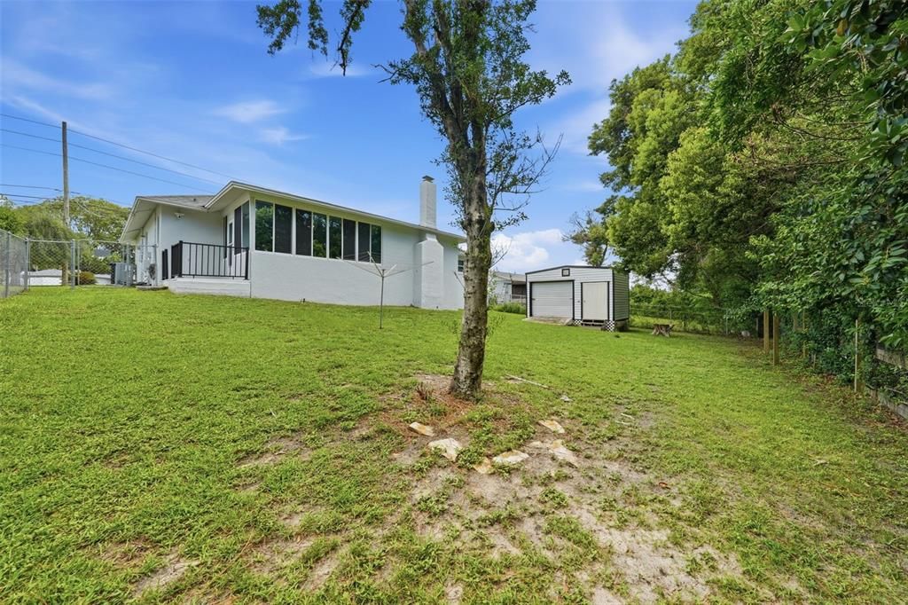 For Sale: $239,500 (2 beds, 1 baths, 1268 Square Feet)