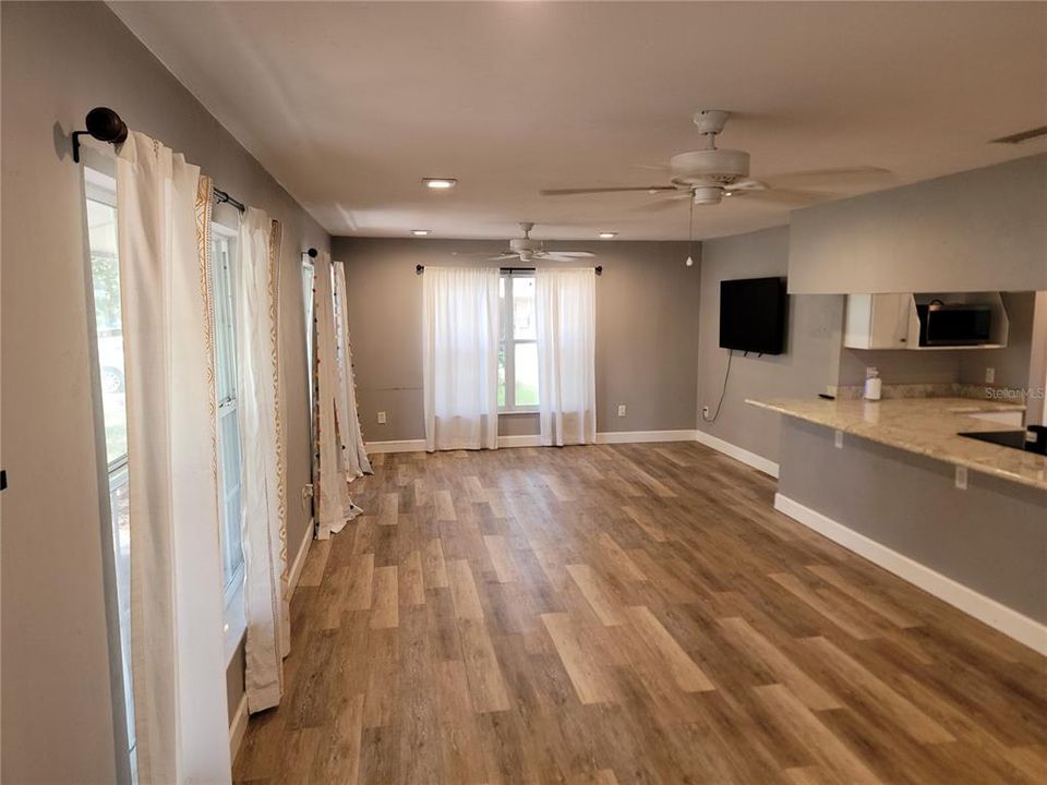 En Venta: $249,900 (3 camas, 2 baños, 1344 Pies cuadrados)