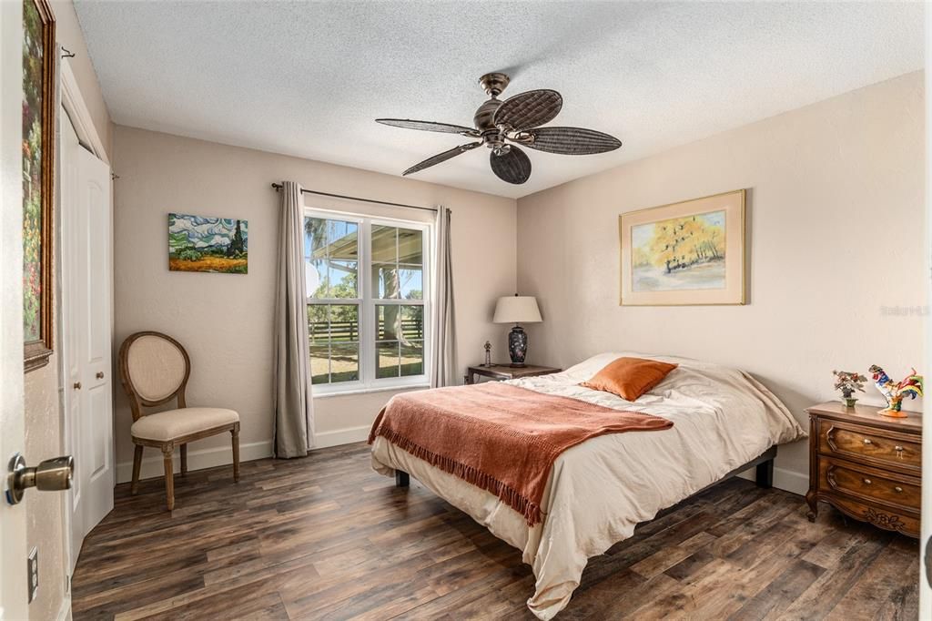 For Sale: $1,325,000 (4 beds, 3 baths, 6350 Square Feet)