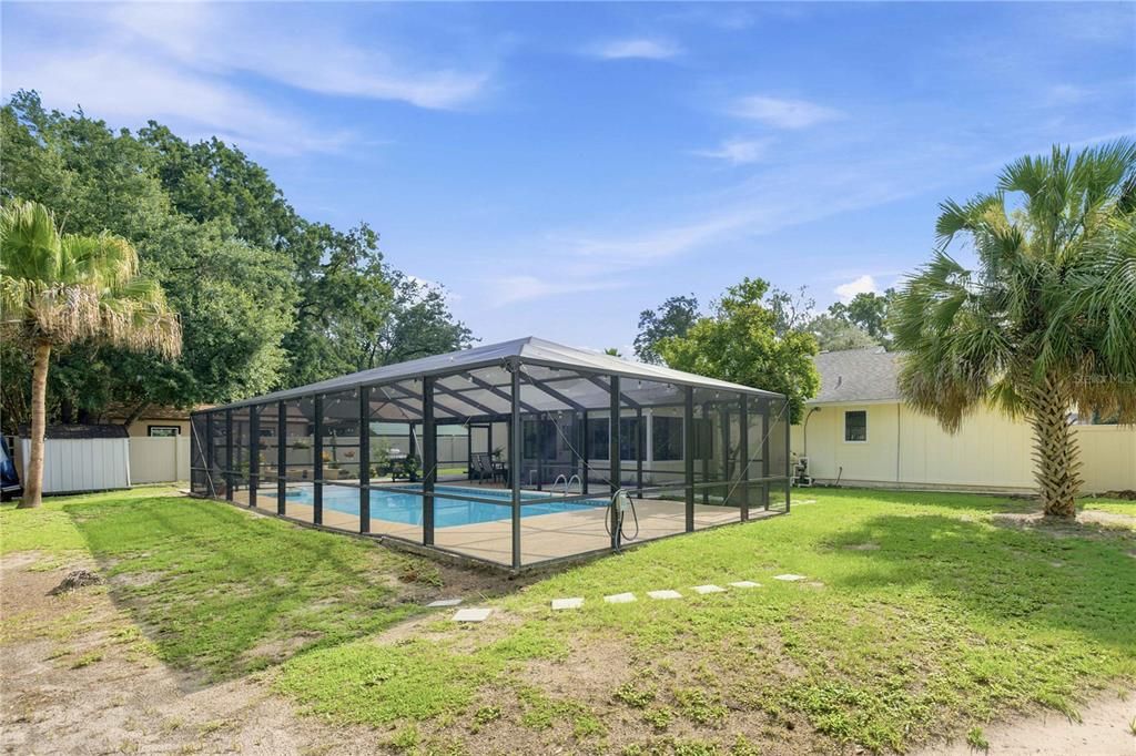 На продажу: $379,900 (3 спален, 2 ванн, 1992 Квадратных фут)