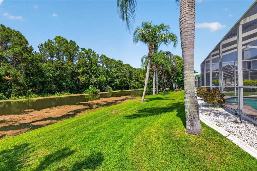 En Venta: $585,000 (3 camas, 2 baños, 2250 Pies cuadrados)