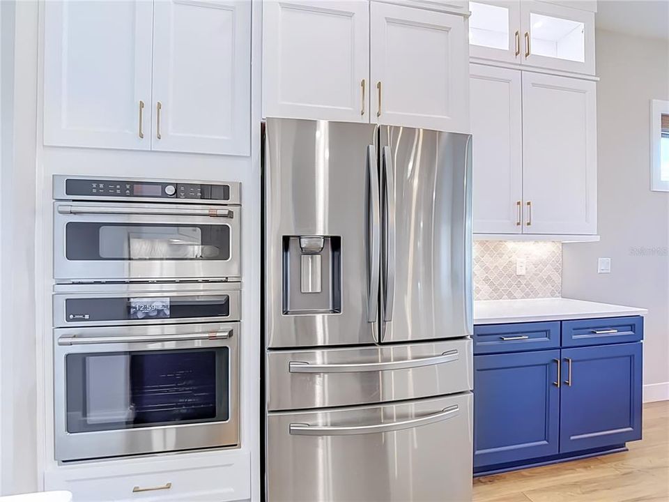 For Sale: $839,000 (4 beds, 3 baths, 3589 Square Feet)