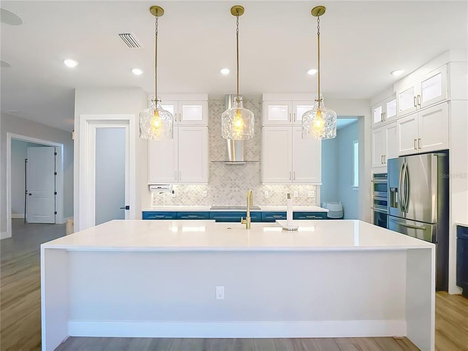 For Sale: $839,000 (4 beds, 3 baths, 3589 Square Feet)