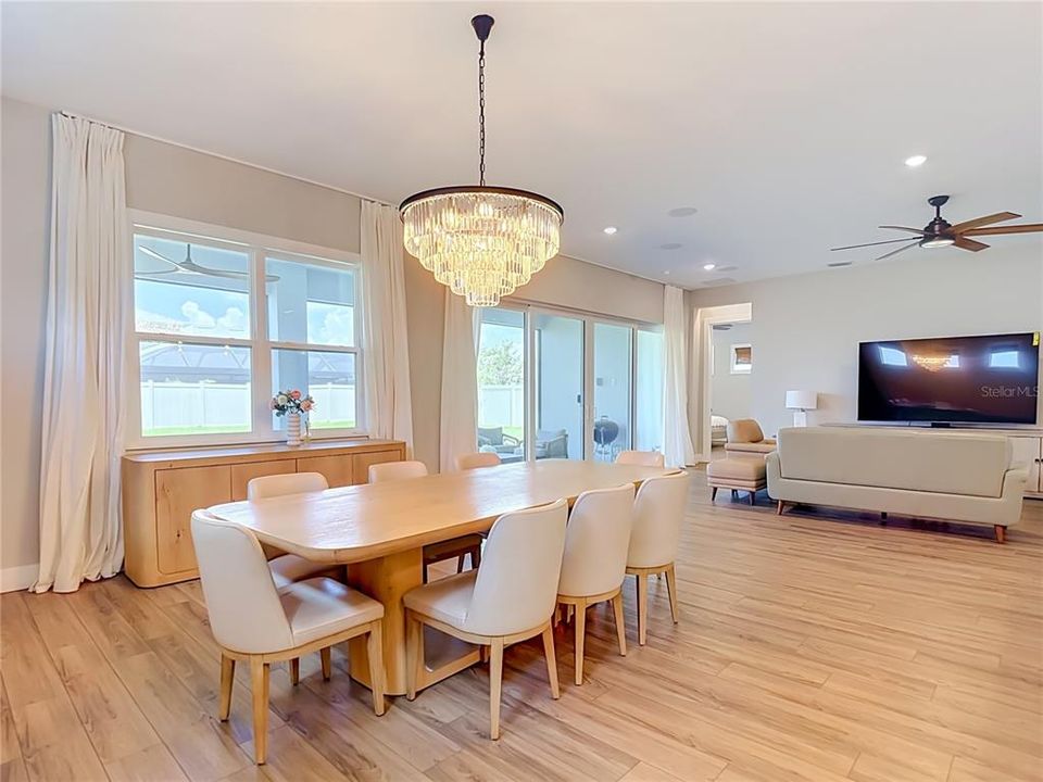 For Sale: $839,000 (4 beds, 3 baths, 3589 Square Feet)