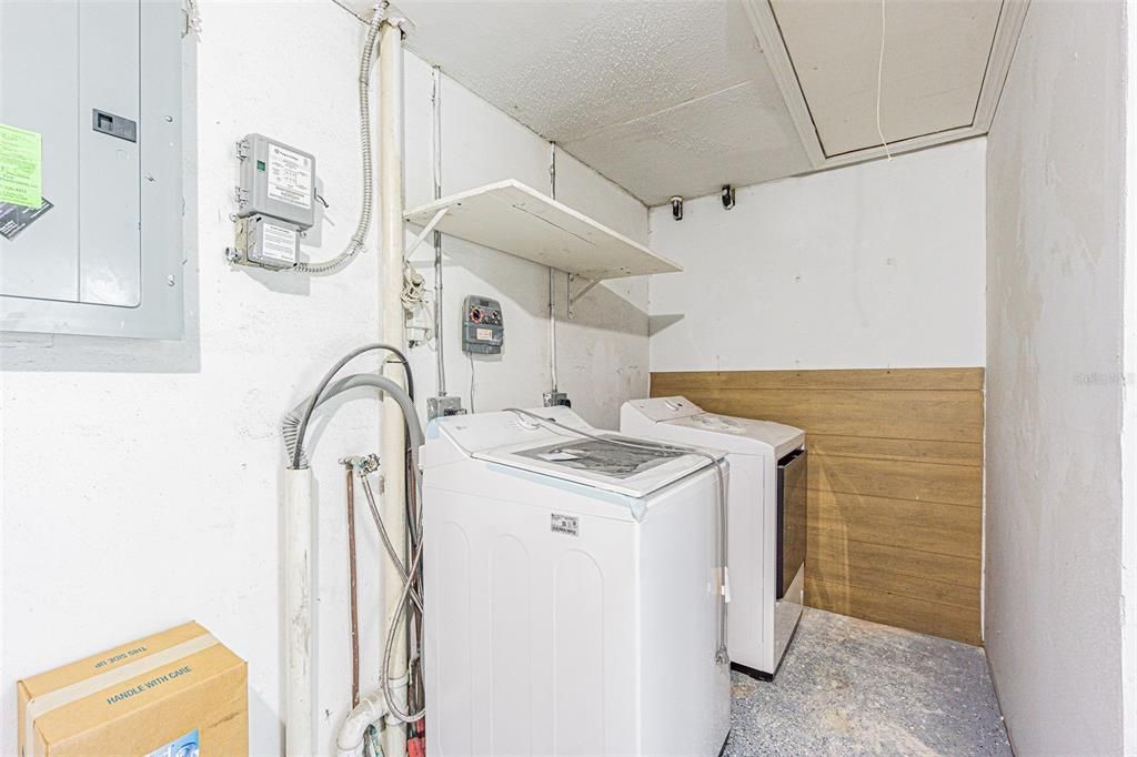 На продажу: $364,900 (3 спален, 2 ванн, 1515 Квадратных фут)