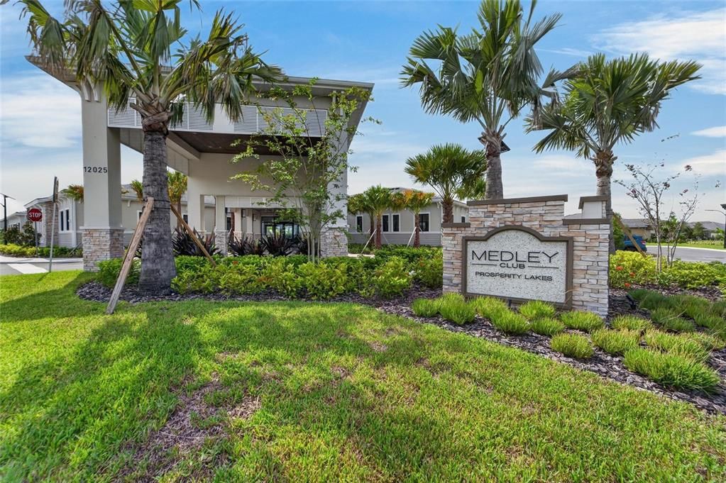 For Sale: $295,000 (3 beds, 2 baths, 1490 Square Feet)