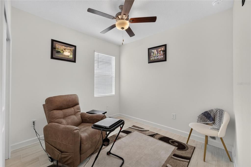 For Sale: $295,000 (3 beds, 2 baths, 1490 Square Feet)