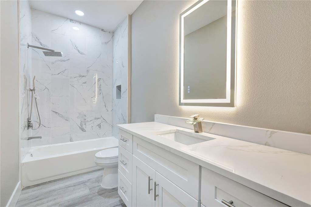 На продажу: $479,900 (4 спален, 3 ванн, 1608 Квадратных фут)
