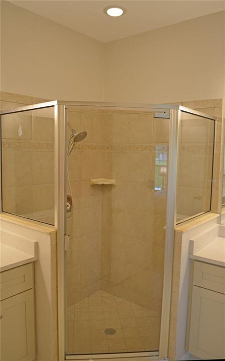 На продажу: $425,000 (3 спален, 2 ванн, 1674 Квадратных фут)