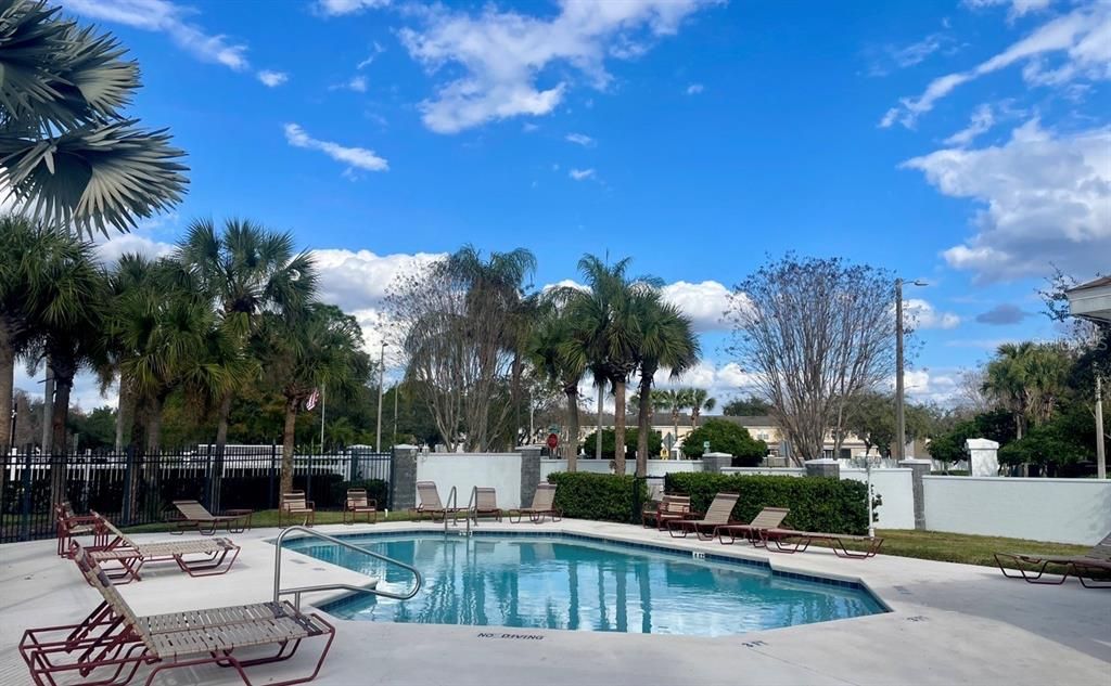 For Sale: $189,900 (2 beds, 2 baths, 1184 Square Feet)