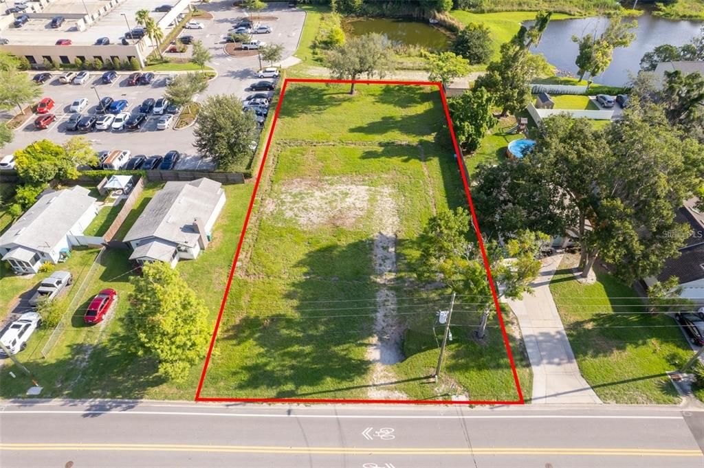 En Venta: $399,000 (0.46 acres)