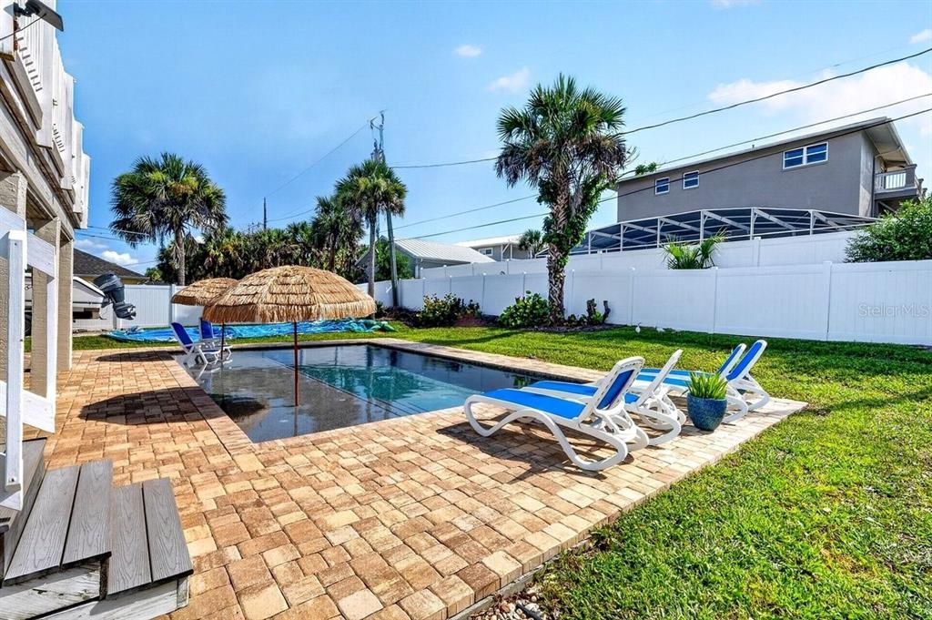 En Venta: $1,149,000 (4 camas, 3 baños, 2416 Pies cuadrados)