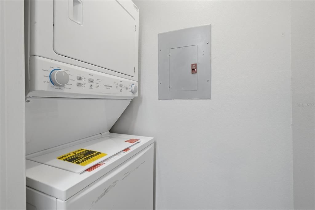 En Venta: $108,000 (1 camas, 1 baños, 674 Pies cuadrados)