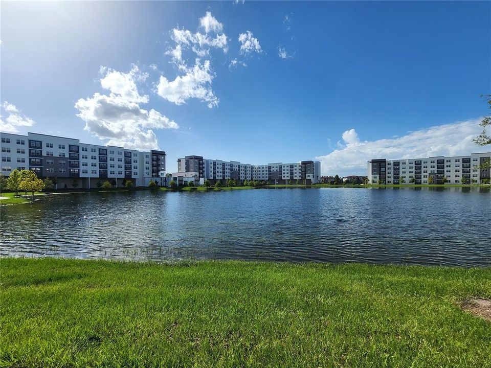 В аренду: $1,700 (2 спален, 2 ванн, 1023 Квадратных фут)