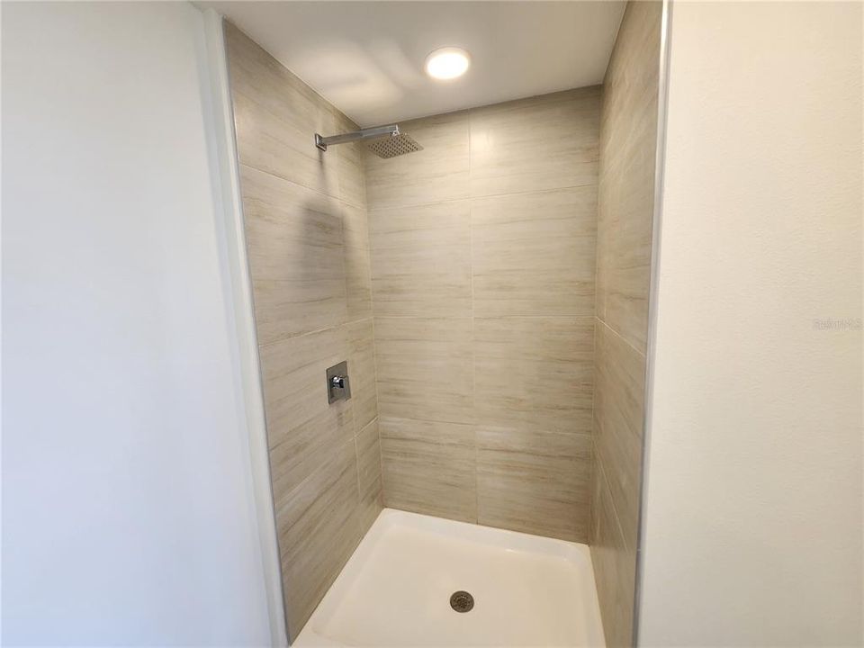 В аренду: $1,700 (2 спален, 2 ванн, 1023 Квадратных фут)
