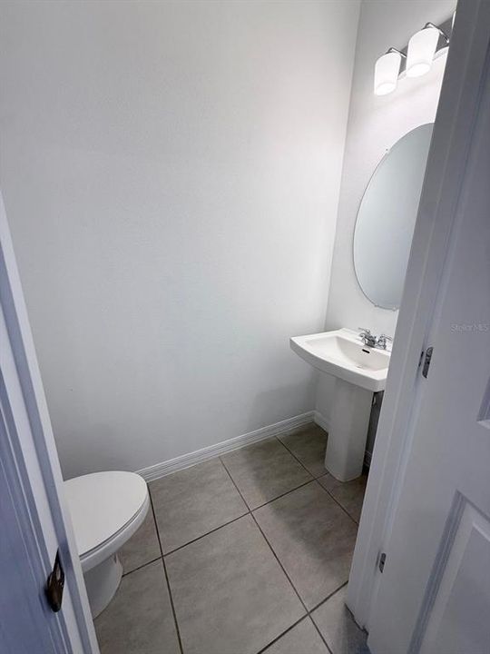 В аренду: $1,900 (3 спален, 2 ванн, 1407 Квадратных фут)