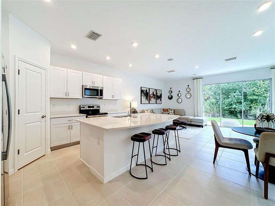 En Venta: $500,000 (3 camas, 2 baños, 1597 Pies cuadrados)
