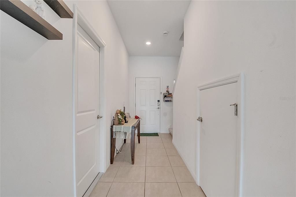 В аренду: $1,950 (3 спален, 2 ванн, 1365 Квадратных фут)