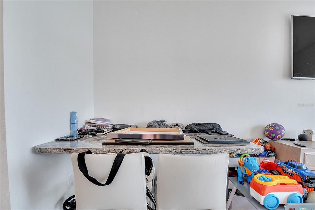 В аренду: $1,950 (3 спален, 2 ванн, 1365 Квадратных фут)
