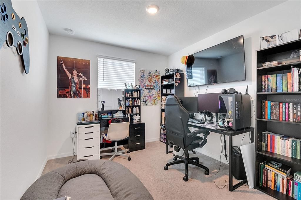 В аренду: $1,950 (3 спален, 2 ванн, 1365 Квадратных фут)