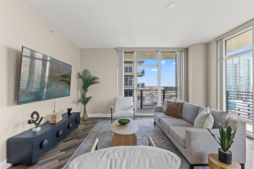 For Sale: $619,000 (2 beds, 2 baths, 1366 Square Feet)