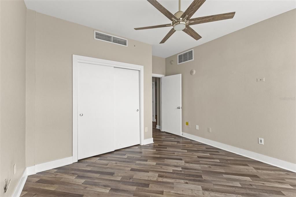 For Sale: $619,000 (2 beds, 2 baths, 1366 Square Feet)