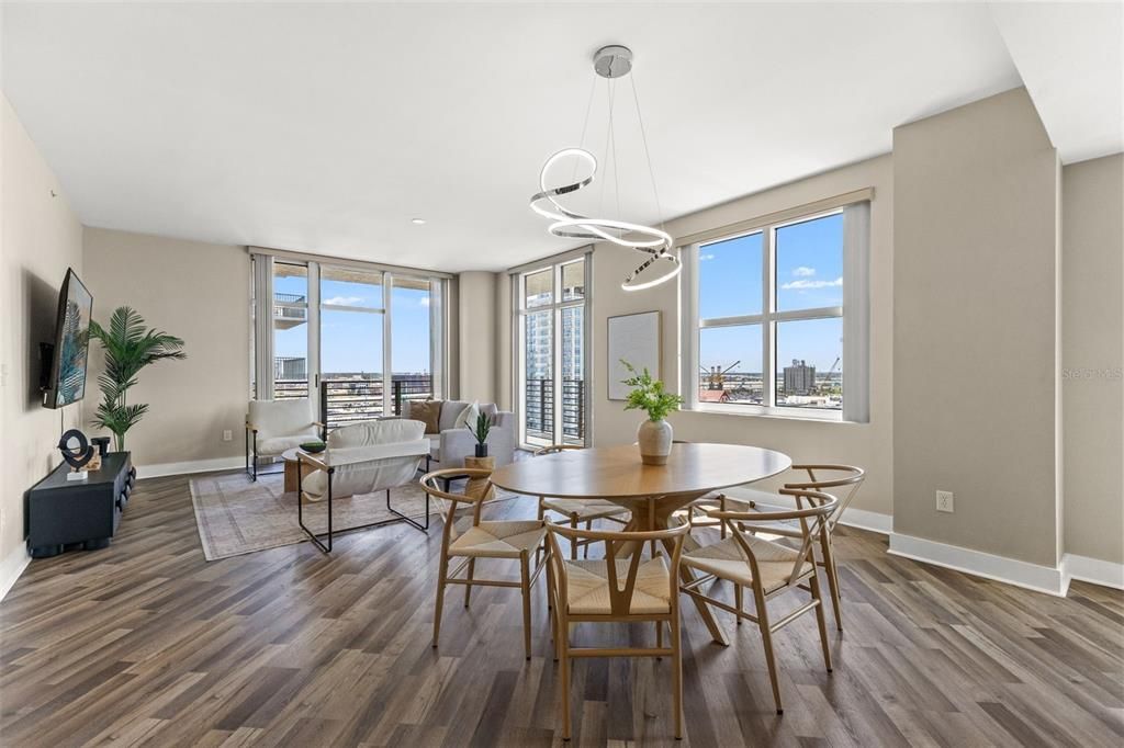 For Sale: $619,000 (2 beds, 2 baths, 1366 Square Feet)