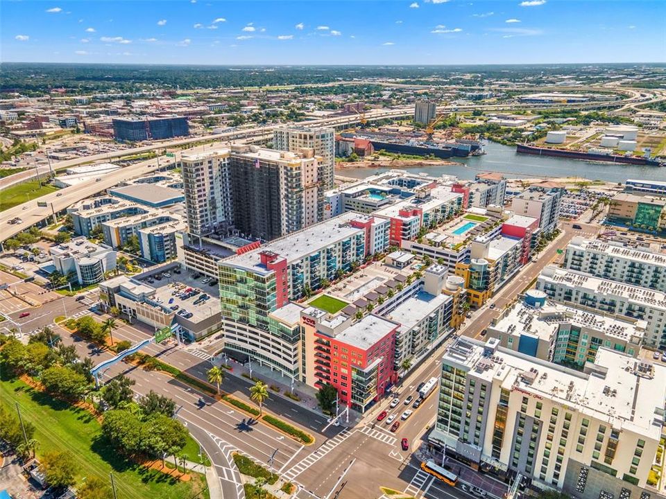 For Sale: $619,000 (2 beds, 2 baths, 1366 Square Feet)