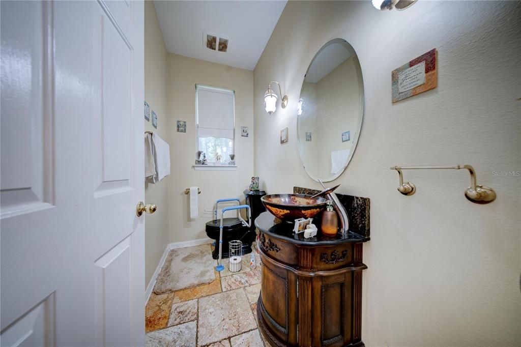 For Sale: $895,000 (4 beds, 2 baths, 2305 Square Feet)