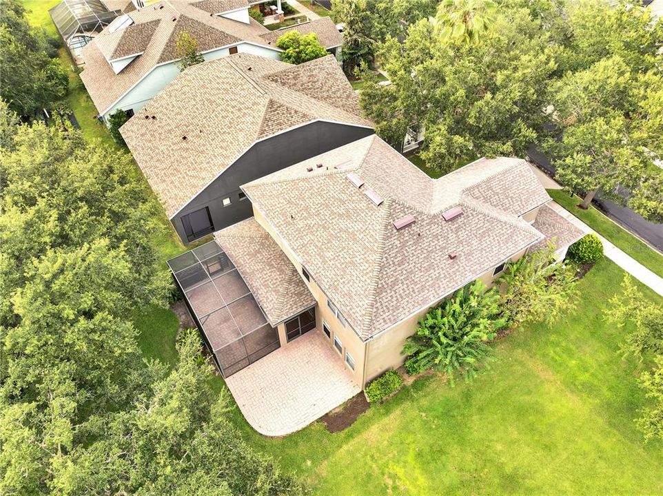 En Venta: $715,000 (3 camas, 2 baños, 2720 Pies cuadrados)