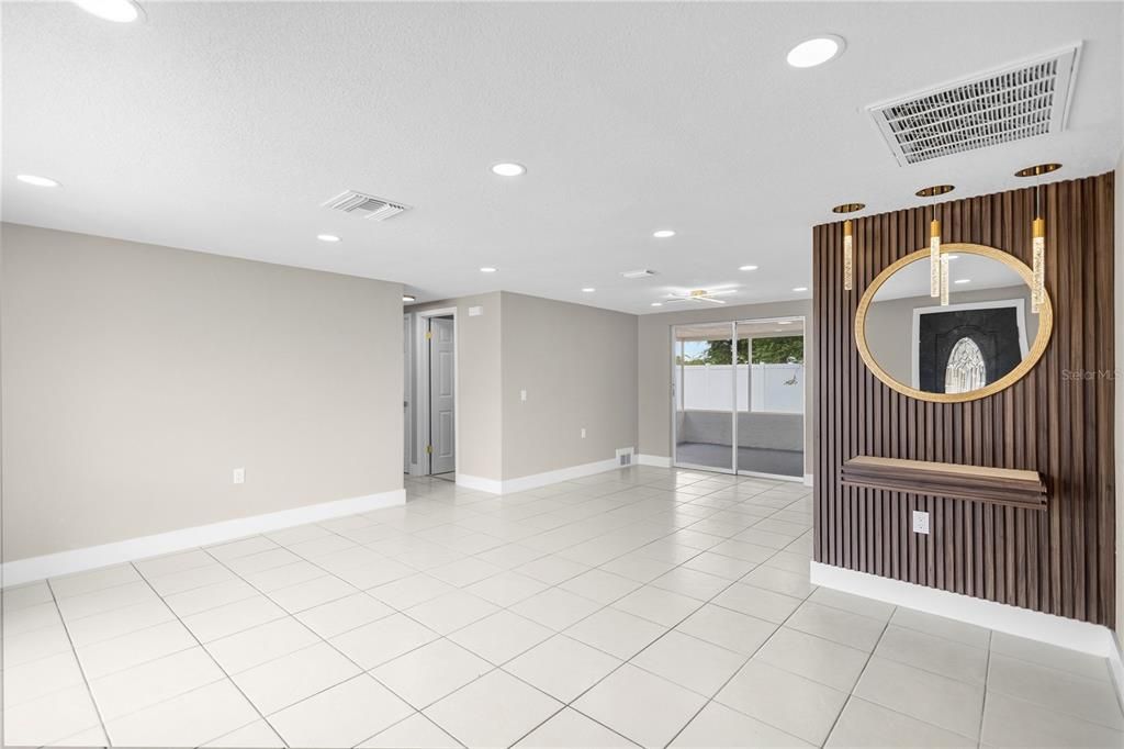 For Sale: $295,000 (3 beds, 2 baths, 1298 Square Feet)