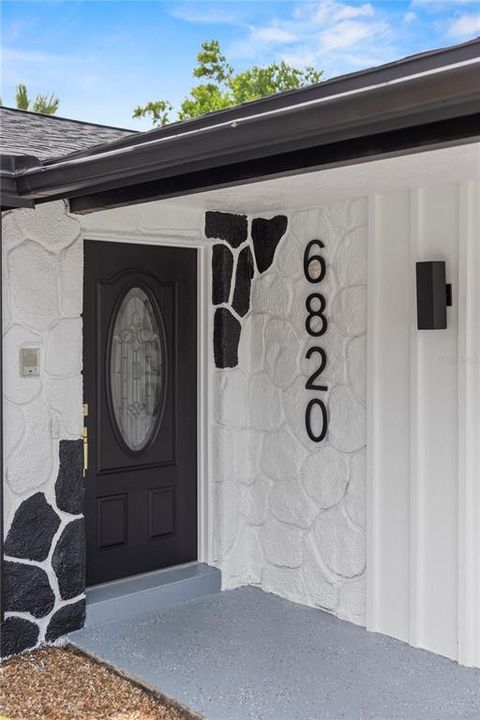 For Sale: $295,000 (3 beds, 2 baths, 1298 Square Feet)