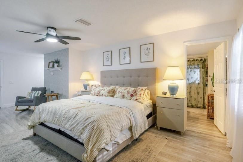 En Renta: $2,300 (4 camas, 2 baños, 2182 Pies cuadrados)
