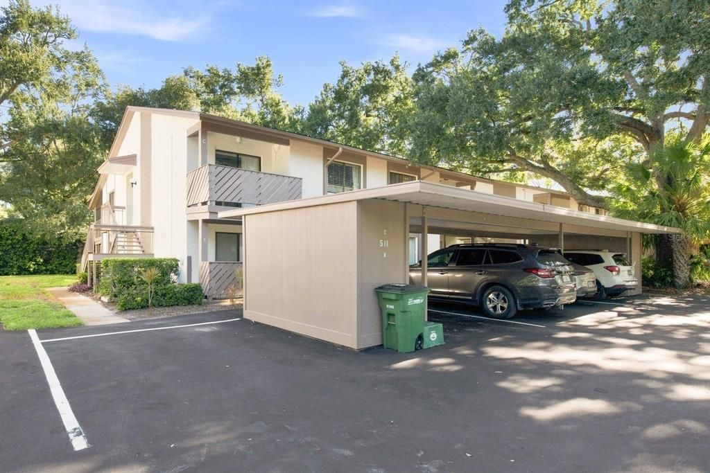 Active With Contract: $195,000 (2 beds, 2 baths, 1060 Square Feet)