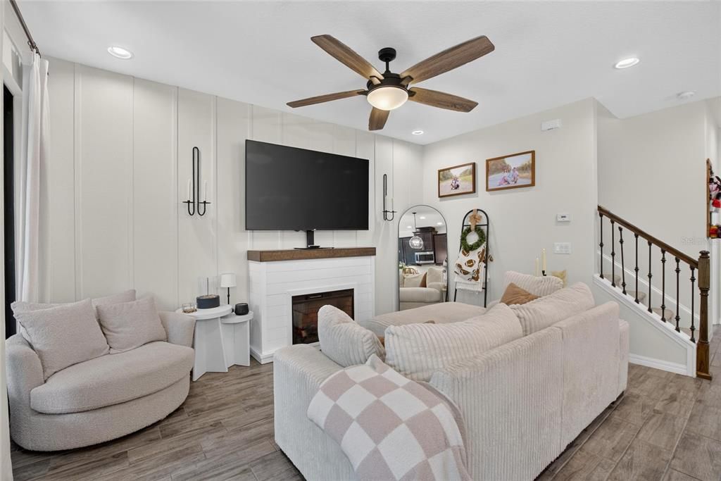 For Sale: $350,000 (3 beds, 2 baths, 1748 Square Feet)