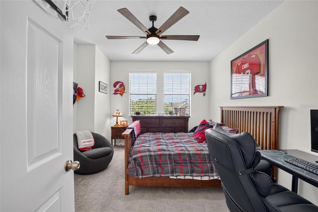 For Sale: $350,000 (3 beds, 2 baths, 1748 Square Feet)