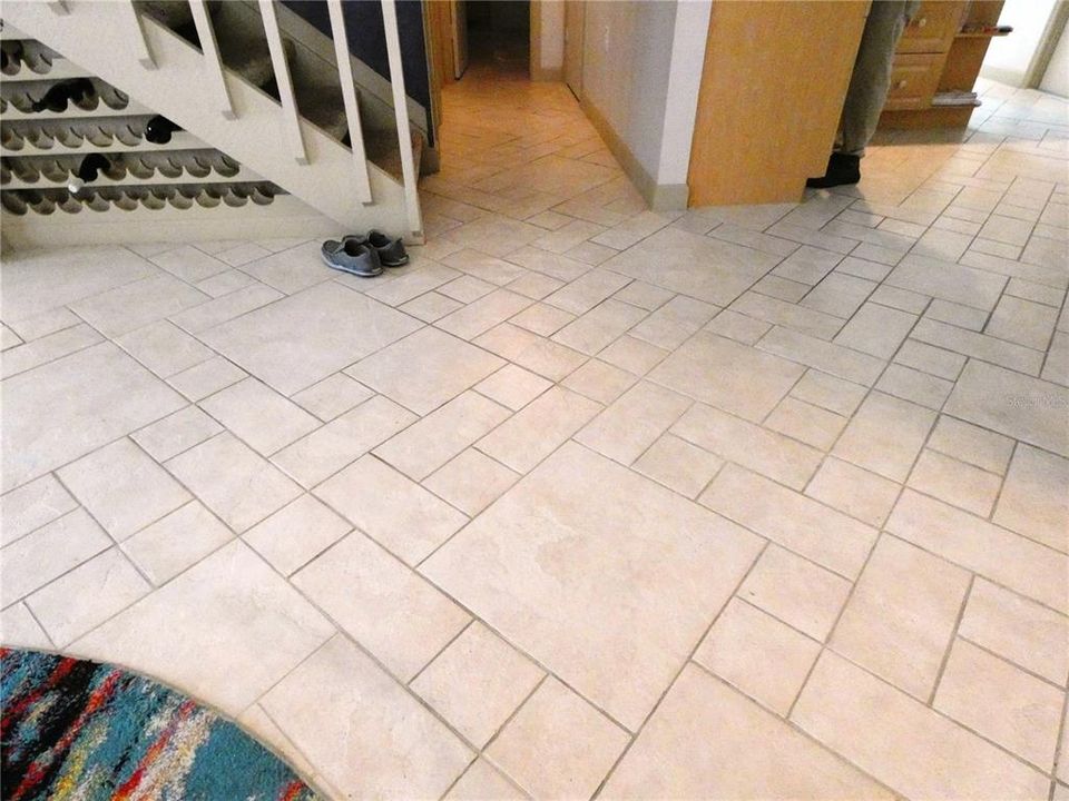 En Venta: $375,000 (3 camas, 3 baños, 1933 Pies cuadrados)
