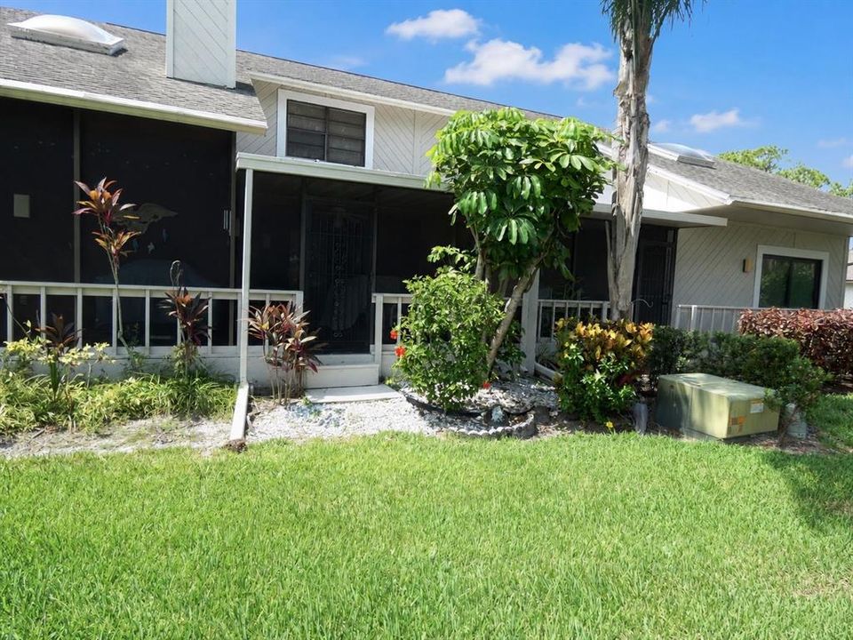 En Venta: $375,000 (3 camas, 3 baños, 1933 Pies cuadrados)