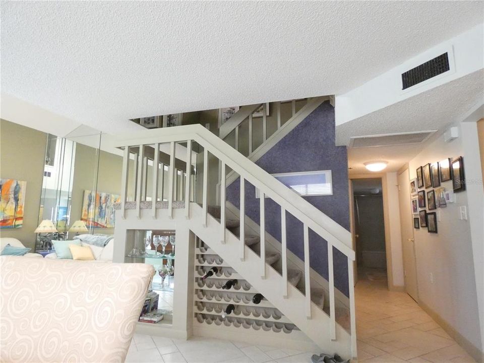 En Venta: $375,000 (3 camas, 3 baños, 1933 Pies cuadrados)