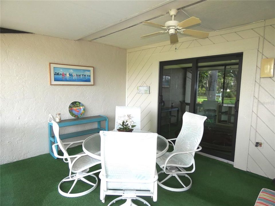 En Venta: $375,000 (3 camas, 3 baños, 1933 Pies cuadrados)